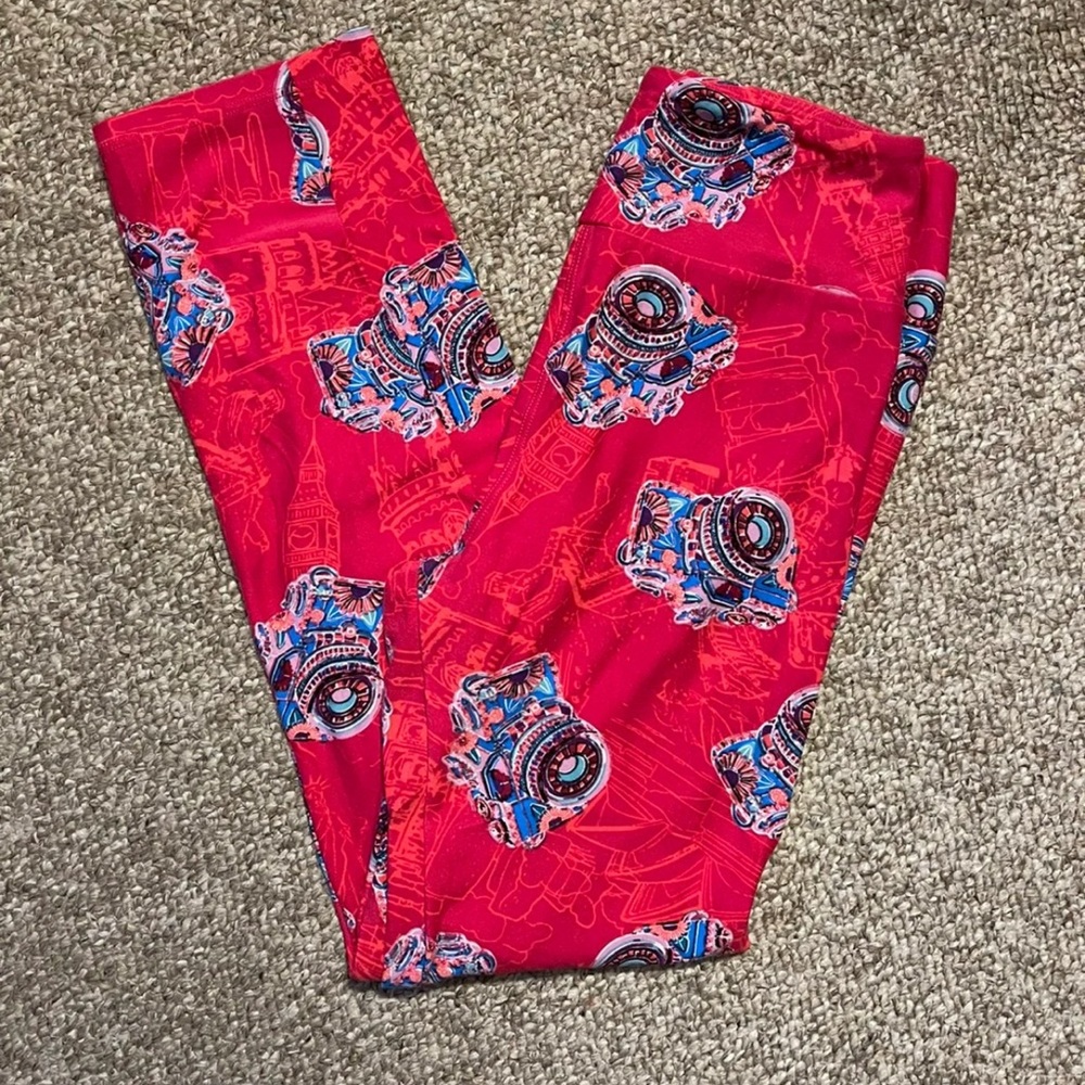 Lularoe camera leggings os
